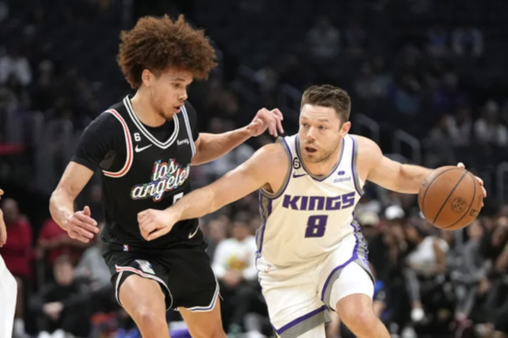 Dellavedova back from NBA to play for Melbourne United in Australia's NBL