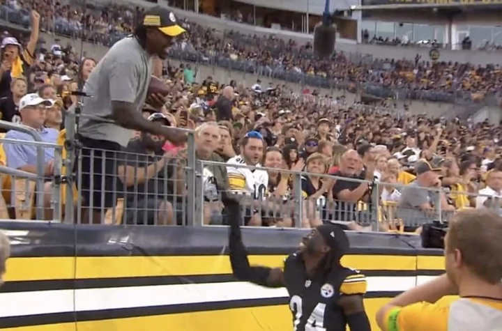 Joey Porter Jr. gives first INT to his dad, Steelers legend in emotional gesture