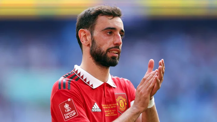 Bruno Fernandes highlights 'right steps' Man Utd have taken after FA Cup final defeat