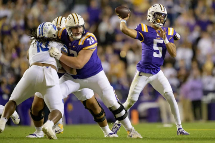 Jayden Daniels piles up over 500 total yards, powers No. 15 LSU past Georgia State 56-14