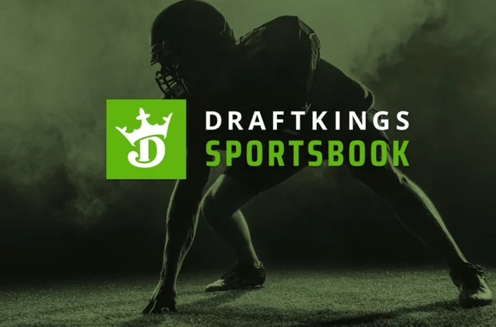 Bet $15 on College Football Today, Win $550 Bonus at DraftKings and BetMGM