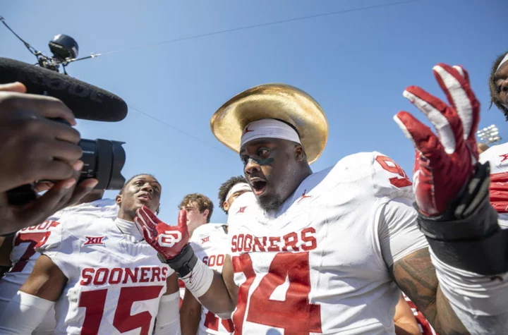 Legendary Oklahoma coach piles on Texas after wild Red River Showdown