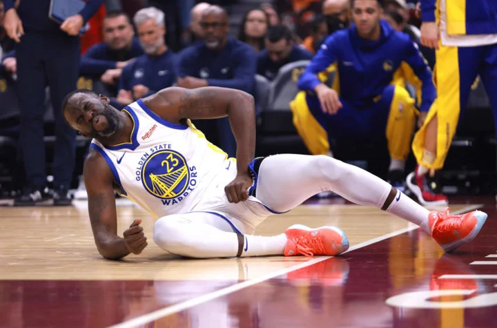 Draymond Green struggles when receiving a taste of his own medicine