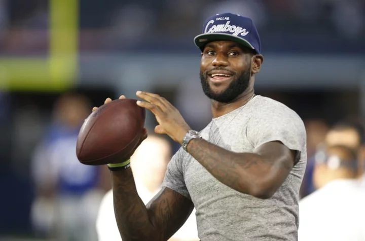 LeBron James says he's done rooting for the Cowboys, reveals new favorite NFL team