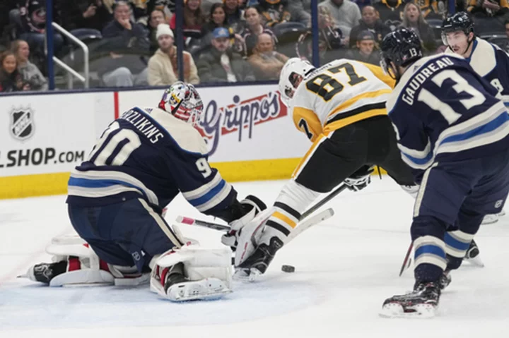 Sydney Crosby's 16th hat trick buries Blue Jackets 5-3