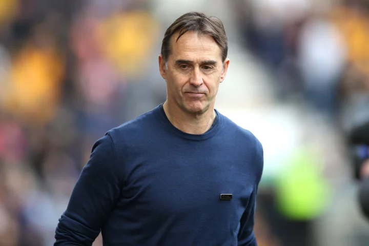 Wolves boss Julen Lopetegui feels second-placed Arsenal do not deserve criticism