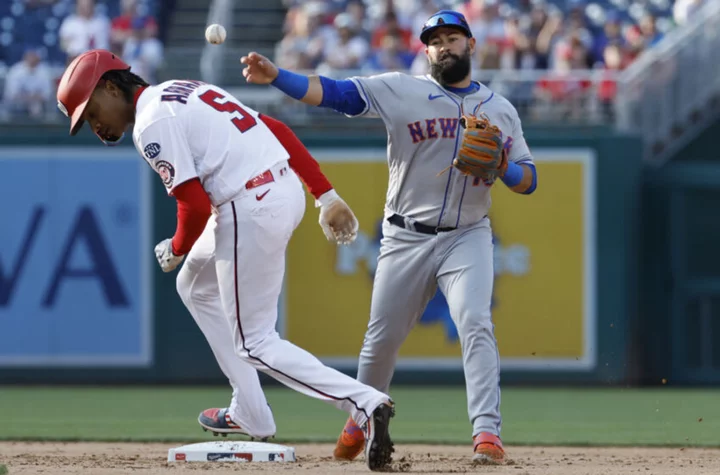 Grading the Los Angeles Angels-New York Mets trade involving Eduardo Escobar