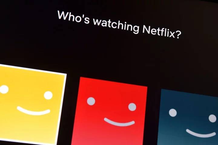 Netflix begins sending emails to UK customers about account sharing