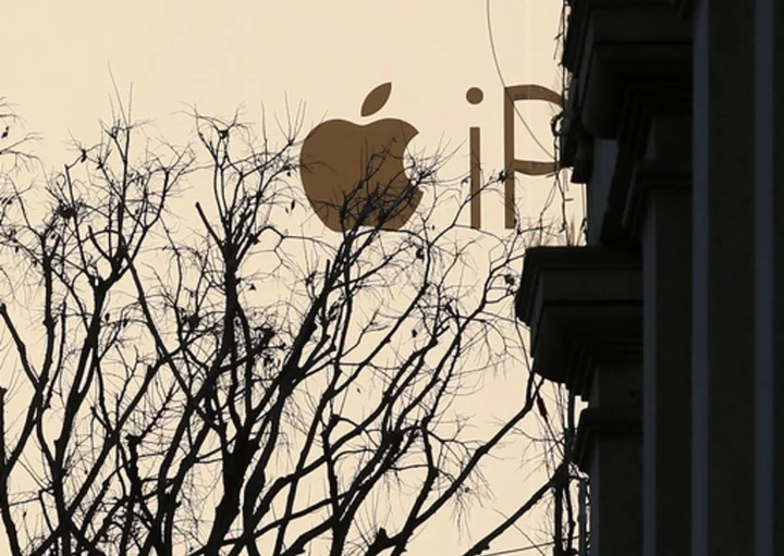 Italy's antitrust watchdog probes Apple over competition in app market