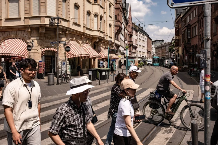 Scorching Heat to Blanket Germany and Alps Through the Weekend