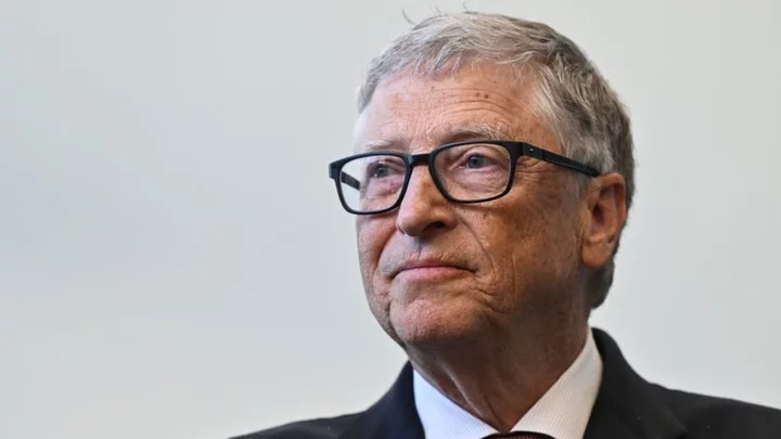 Bill Gates meets Xi Jinping as US-China tensions simmer