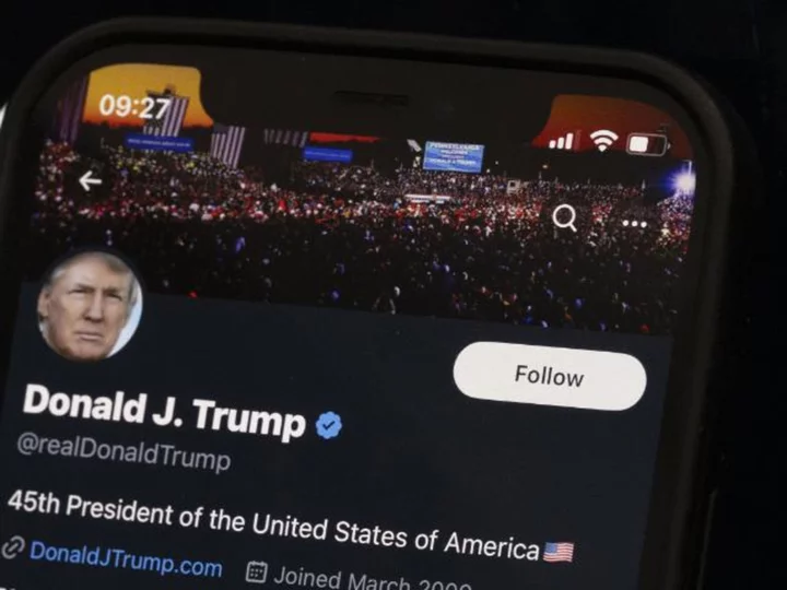 Twitter turned over at least 32 direct messages from Trump's account to special counsel